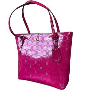 Coach 💕 Patent Signature Tote